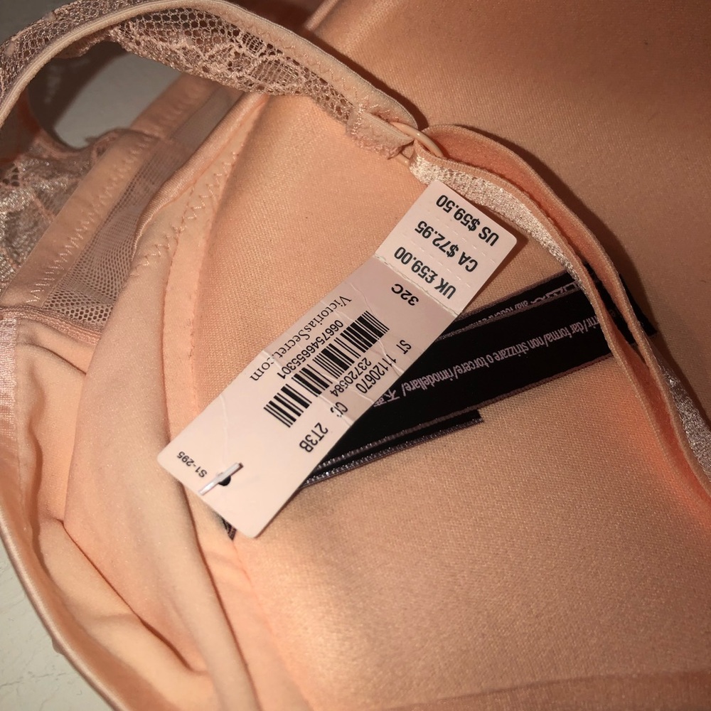 Victoria secret push up bra - Picture 1 of 4